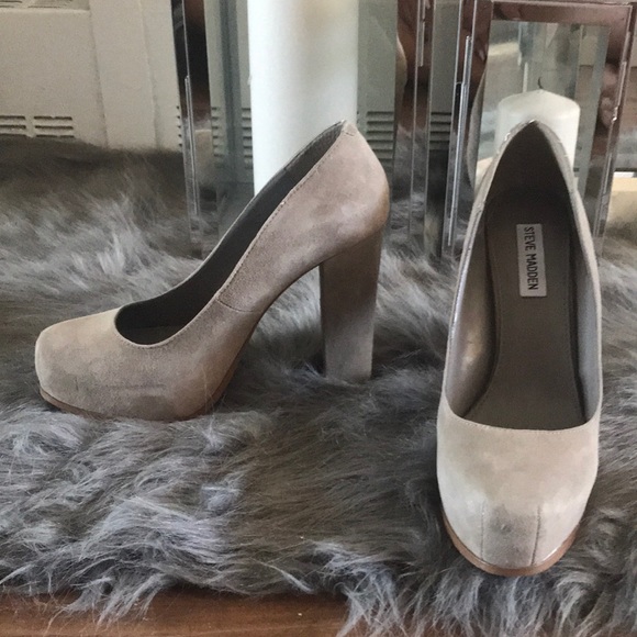 Steve Madden Heels - Picture 1 of 3